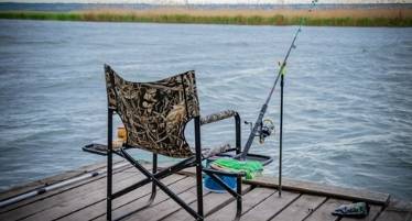 the best fishing chairs with a rod holder