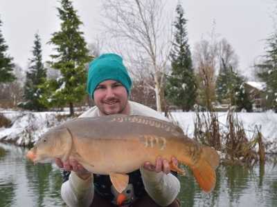 best uk carp fishing holidays - cherry lakes best uk carp fishing holidays - cherry lakes