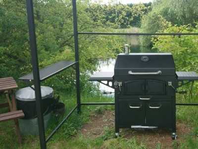 best carp holidays UK - Stuffins pit