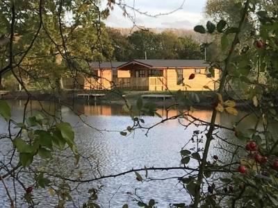 Pet Friendly Log Cabins with Fishing 